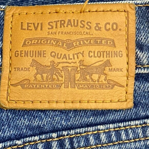 Levi's Wedgie Straight Premium Denim High Rise Cropped Raw Hem Jeans - Picture 9 of 16